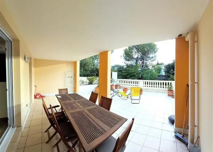 شقة T3 Spacieux Dans De Standing *