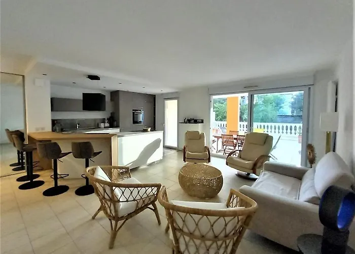 شقة T3 Spacieux Dans De Standing Fréjus